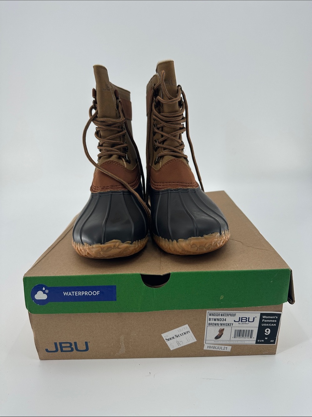 JBU Two-Tone Brown and Black Waterproof Lace-Up Boots
